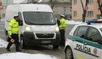 Veľká dopravná akcia na cestách: Preštudujte si, na čo si posvietia policajti
