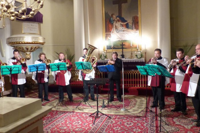 Ilustračný obrázok k článku Koncert v Evanjelickom kostole: Zneli barokové fanfáry i tóny Vianoc