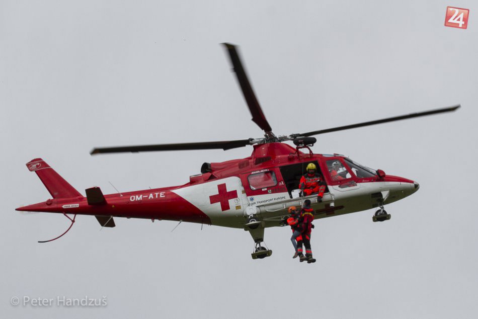 Ilustračný obrázok k článku Záchranári ratovali 12-ročného Brita: Do Vysokých Tatier letel vrtuľník