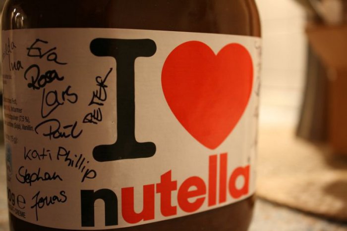 Ilustračný obrázok k článku Výrobca Nutelly sa bráni, že čokoládovú pochúťku obchody sťahujú z predaja