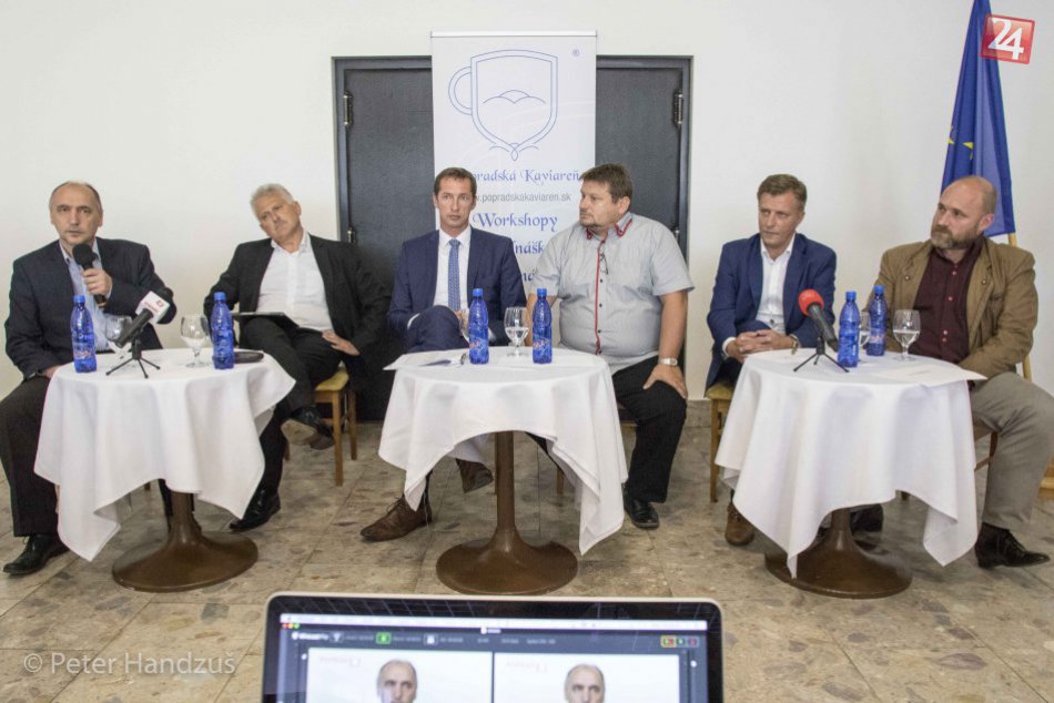 Ilustračný obrázok k článku VIDEO: Kandidáti na predsedu PSK diskutovali v Poprade s voličmi