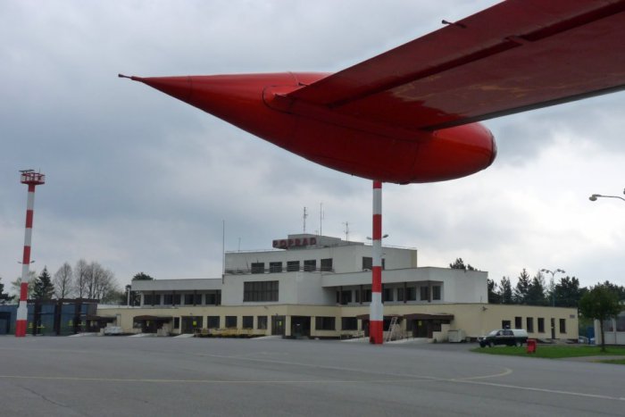 Ilustračný obrázok k článku Letisko v Poprade čaká rekonštrukcia. Postaviť by mali novú odletovú halu