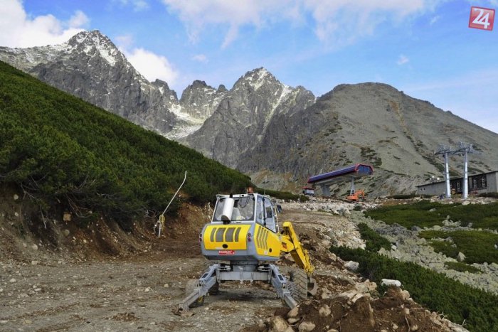 Ilustračný obrázok k článku Stavebný ruch nad Tatranskou Lomnicou vrcholí. Nové zjazdovky čoskoro pokryje sneh