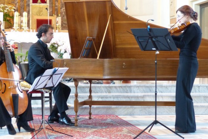 Ilustračný obrázok k článku VIDEO: V kostole zneli tóny francúzskej barokovej hudby. Historické boli aj hudobné nástroje