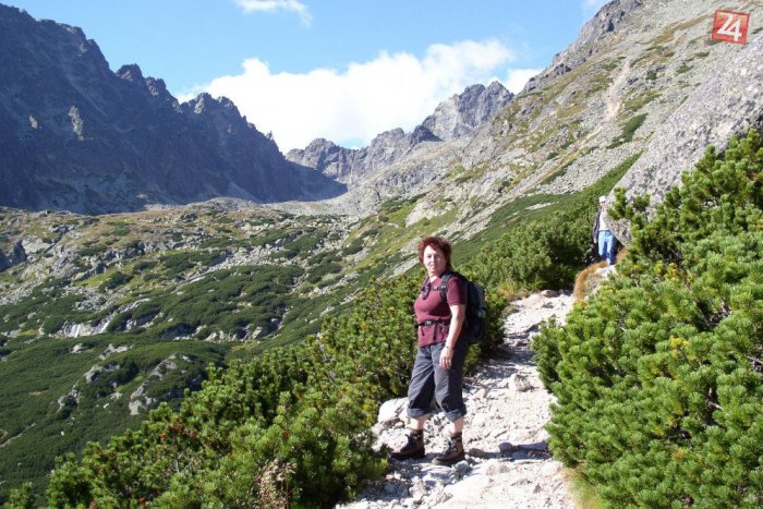 Ilustračný obrázok k článku Dvadsaťtisíc turistov vo vysokohorskom prostredí: Väčšina z nich sa vyviezla lanovkou