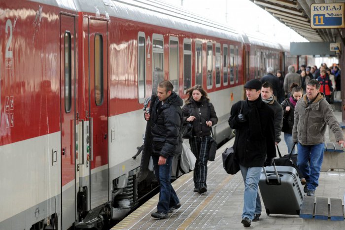 Ilustračný obrázok k článku V kraji pribudlo 20 vlakových spojov: Pozrite sa, ktoré nové vlaky sa priamo dotýkajú stanice v Poprade