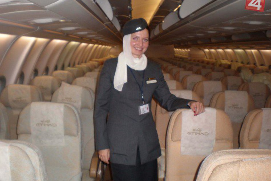 Ilustračný obrázok k článku Bývalá letuška Janka: Na pohovoroch pre leteckú spoločnosť sa musíte usmievať