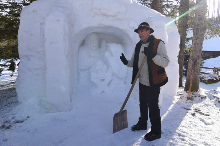 Ilustračný obrázok k článku Veľký palec hore pre chatára Petrasa: To, čo dokázal v tejto snehovej mizérii, hraničí priam so zázrakom!