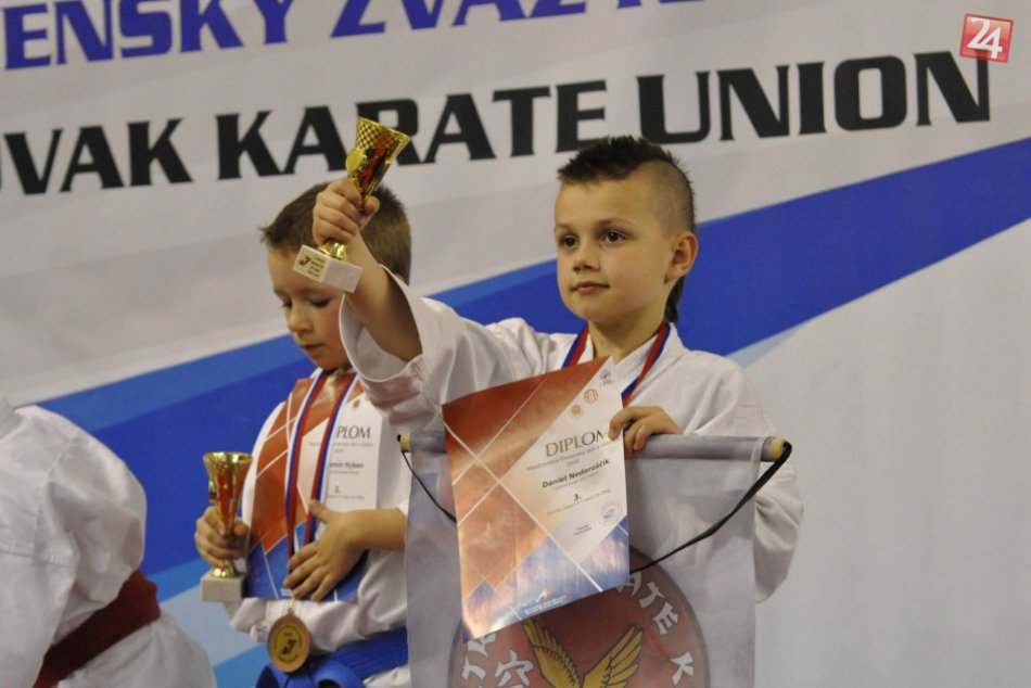 Ilustračný obrázok k článku MSR detí a žiakov v karate: Medaily aj pre Central karate klub Poprad