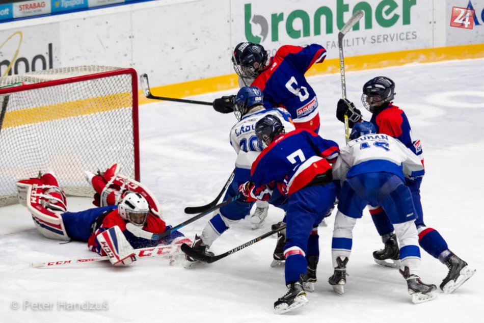 Ilustračný obrázok k článku Hokejový turnaj pod Tatrami: Úvodná výhra Popradu