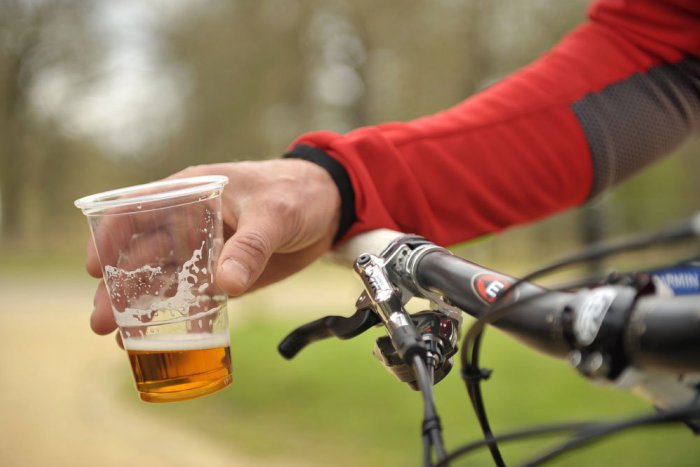 Ilustračný obrázok k článku Cyklisti dostali zelenú: Odteraz môžu obmedzene jazdiť aj s pol promile alkoholu