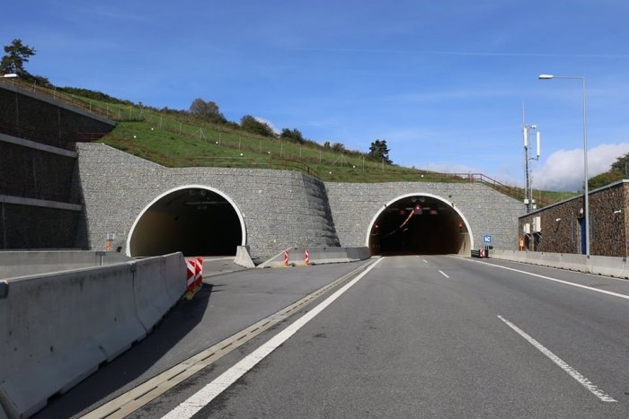 Ilustračný obrázok k článku Zlá správa pre motoristov: Tunely Šibenik a Branisko budú úplne uzavreté
