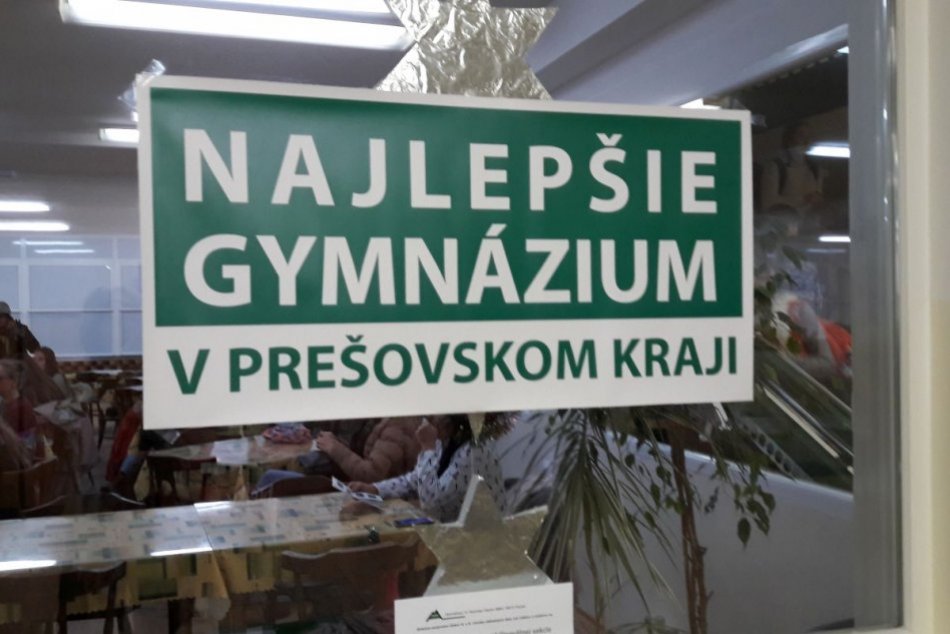 Ilustračný obrázok k článku Úspešné Gymnázium na Ulici Dominika Tatarku v Poprade: V hodnotení INEKO je najlepším v meste Poprad a v Prešovskom kraji