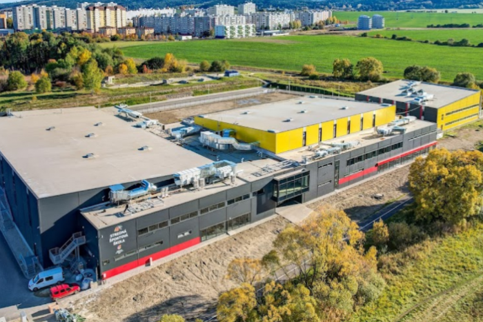 Ilustračný obrázok k článku Podarilo sa! Stredná športová škola v Poprade sa stala STAVBOU roka 2022, FOTO