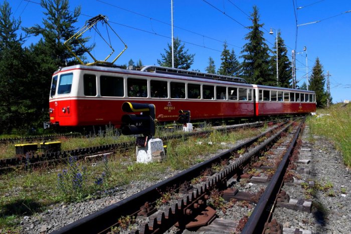 Ilustračný obrázok k článku Nepríjemnosť pre cestujúcich: Vlakovú dopravu medzi Štrbou a Štrbským Plesom čaká výluka
